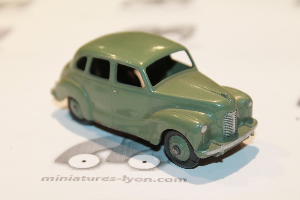 AUSTIN DEVON VERTE 1950 DINKY TOYS 1/43°