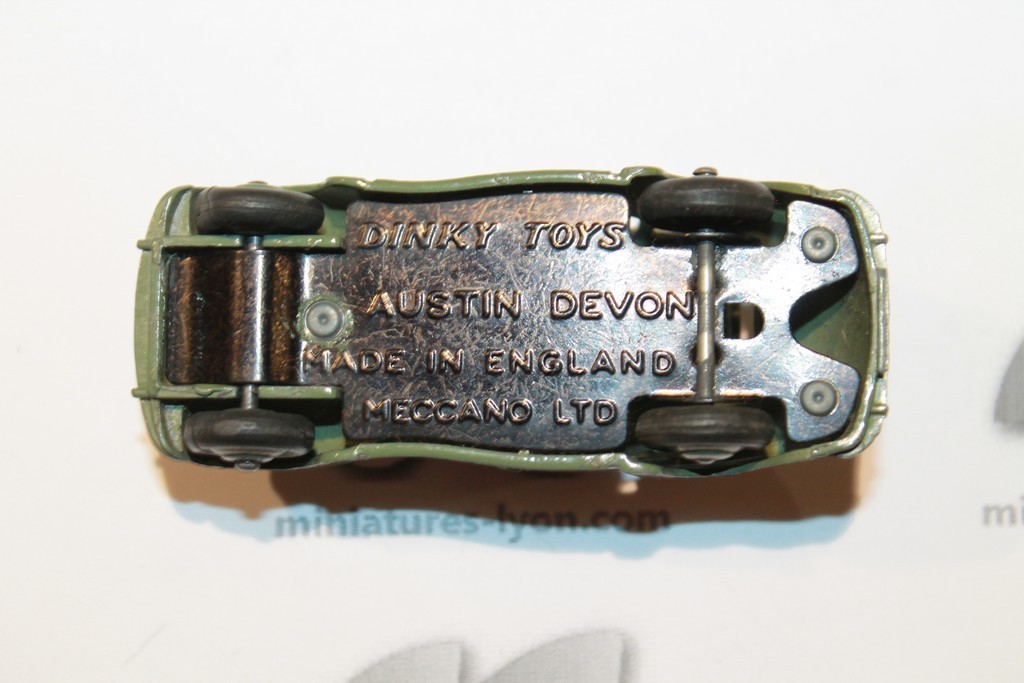 AUSTIN DEVON VERTE 1950 DINKY TOYS 1/43°