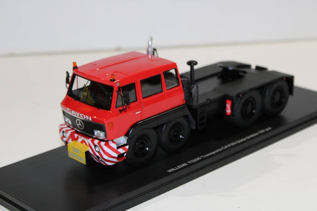 Willeme T40A Tidelium 8x8 Porte Char - Perfex 1/43 - Modèle Résine Monté