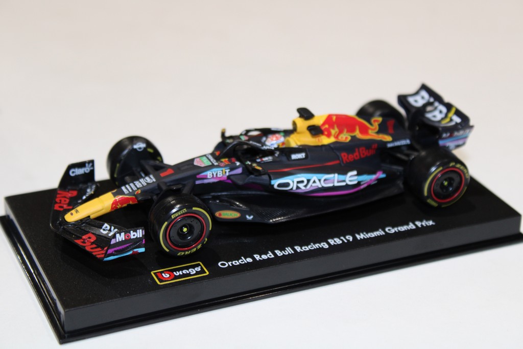 ORACLE RED BULL RACING RB19 MIAMI GRAND PRIX - BURAGO 1/43