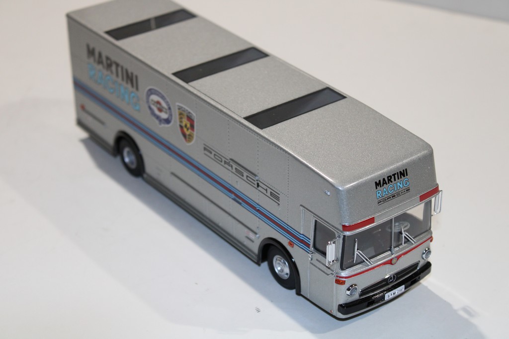 MERCEDES TRANSPORTEUR MARTINI-PORSCHE PREMIUM CLASSIXXS 1/43°