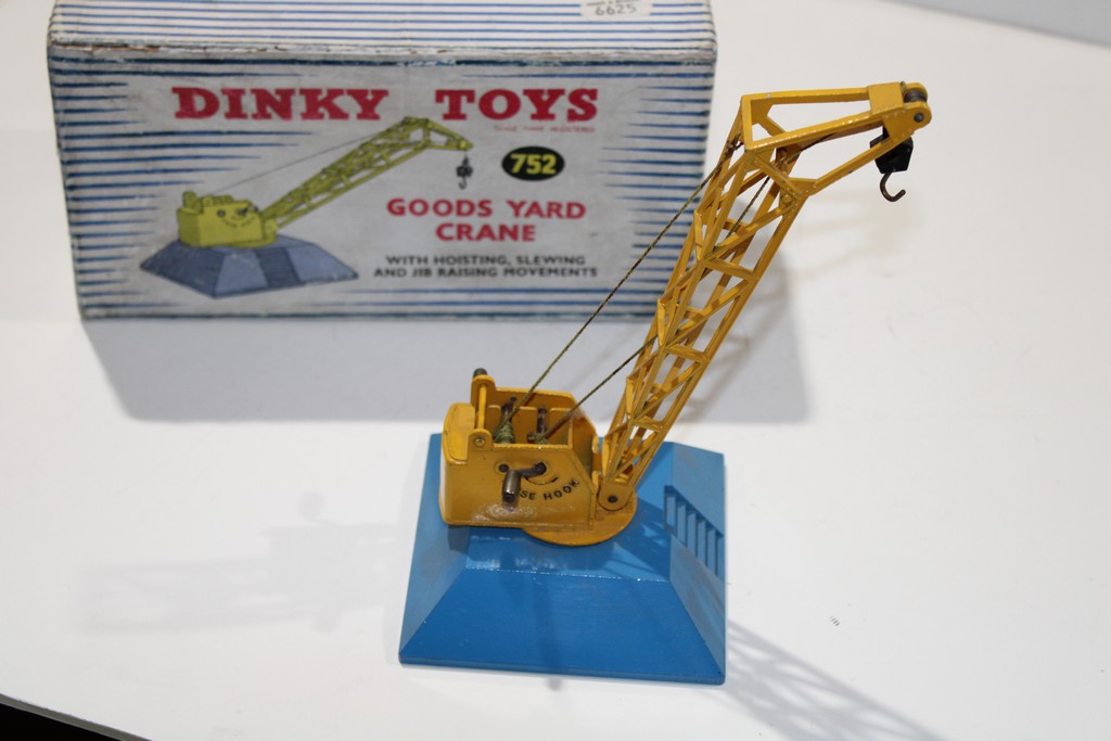 GRUE DINKY TOYS 1/50°