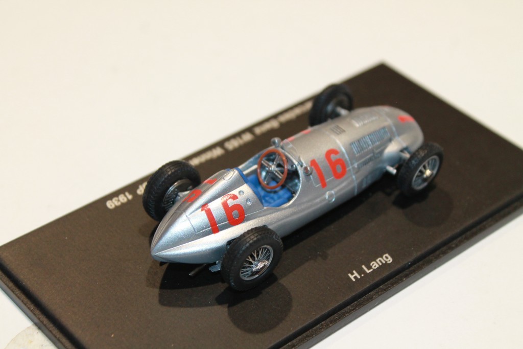 MERCEDES W165 N°18 WIN TRIPOLI GP 1939 SPARK 1/43°