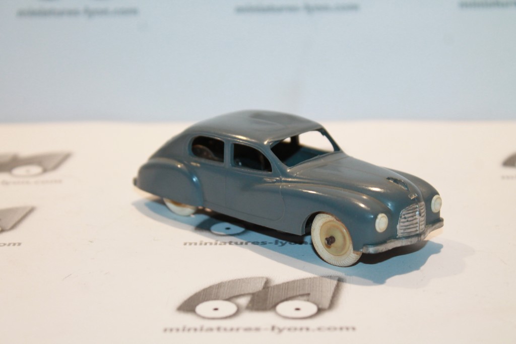 HOTCHKISS GREGOIRE GRISE MINIALUXE 1/43°