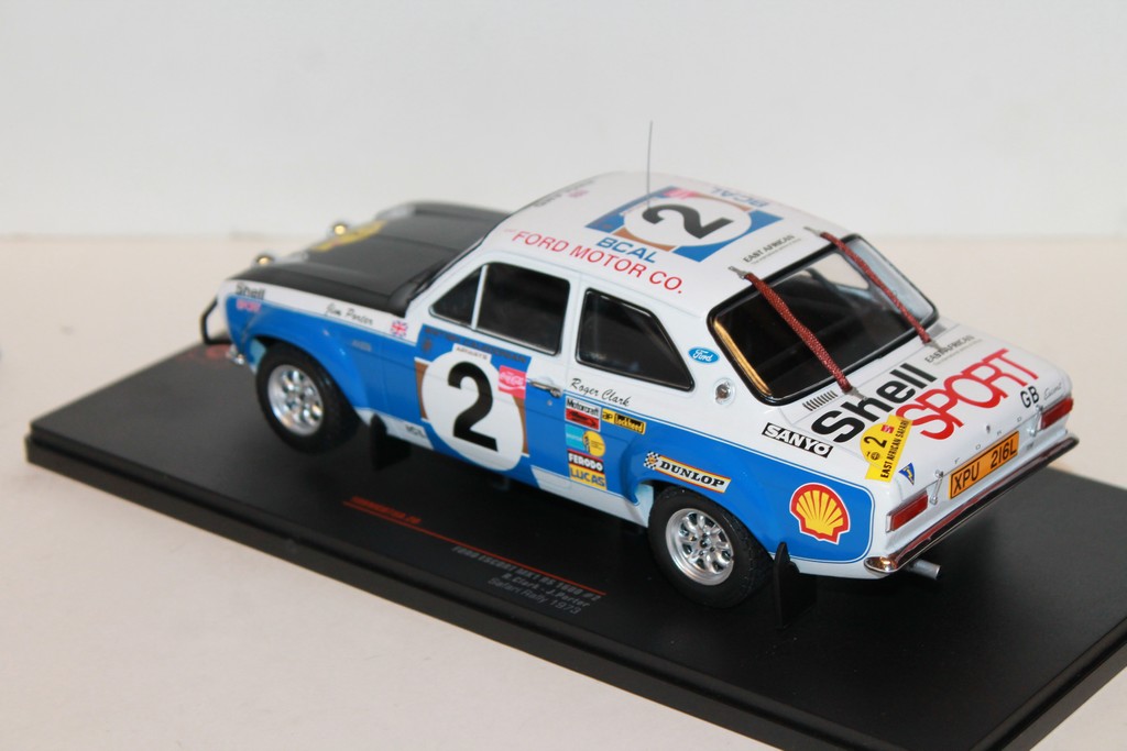 FORD ESCORT MKI RS 1600 N°2 RALLYE SAFARI 1973 IXO 1/18°