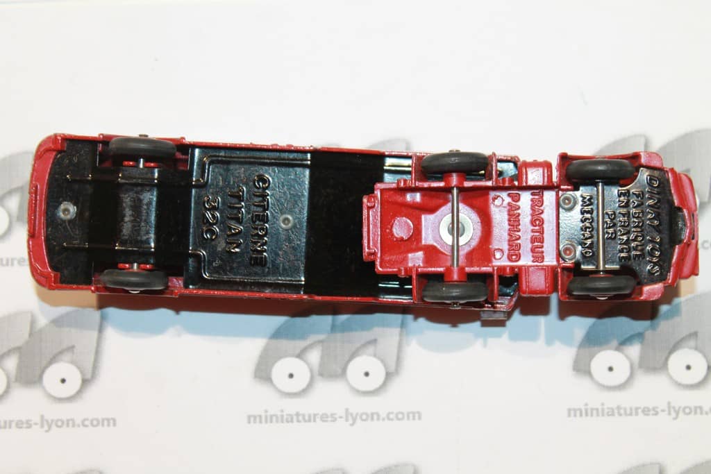 Tracteur Citerne ESSO Panhard Titan DINKY Toys 32C - Échelle 1/43 - Occasion