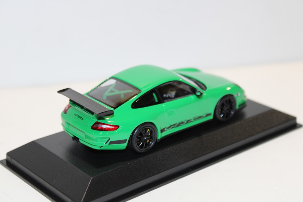 Porsche 911 GT3 RS Type 997.1 2006 Verte Minichamps 1/43