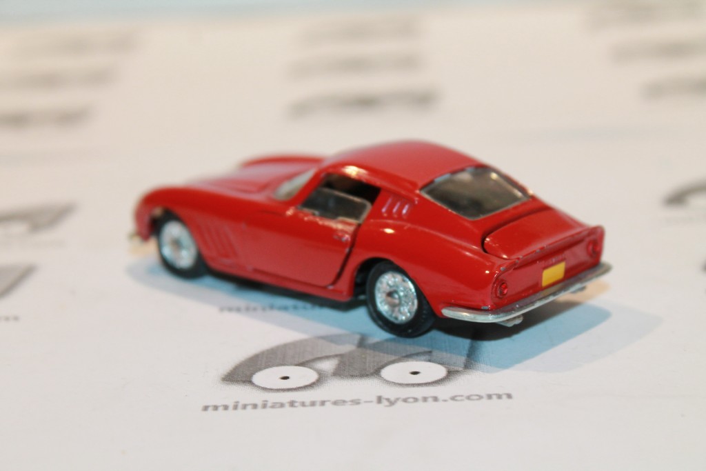 FERRARI 275 GTB ROUGE DINKY TOYS 1/43°
