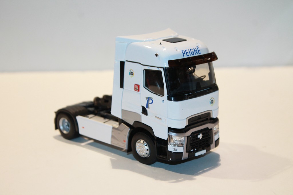 RENAULT T BENNE CEREALIERE TRANSPORTS PEIGNE ELIGOR 1/43°