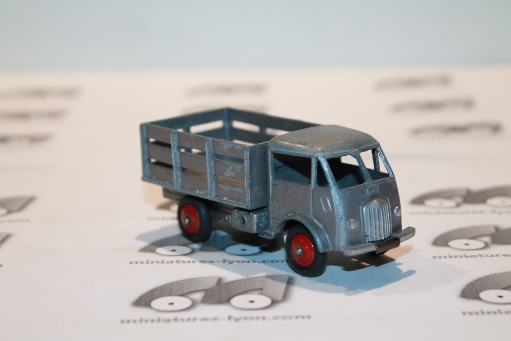 FORD CAMION MARAICHER GRIS DINKY TOYS 1/43°