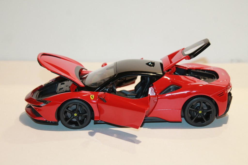 FERRARI SF90 STRADALE 2021 BURAGO 1/18°