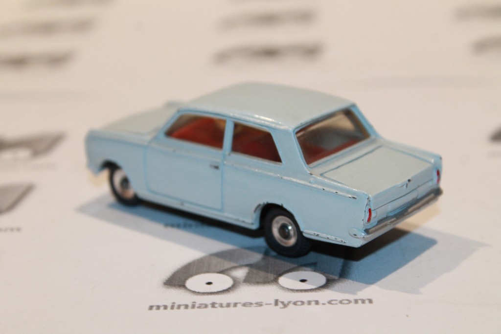 VAUXHALL VIVA BLANCHE DINKY TOYS 1/43°