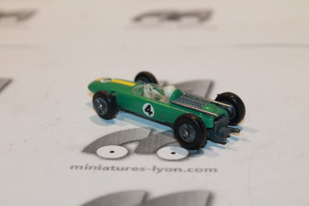 LOTUS F1 VERTE N°4 DINKY TOYS 1/66°