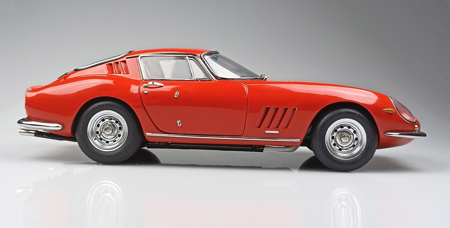 FERRARI 275 GTB/C RED CMC M-210 1/18°