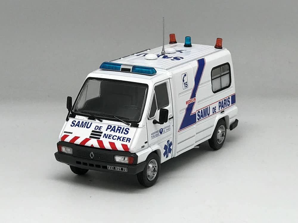 RENAULT MASTER VAN SAMU DE LYON AMBULANCE - SANITKA 2014 - 1:43 NOREV