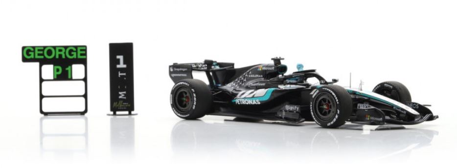 MERCEDES-AMG W17 N°63 Mercedes AMG Petronas F1 Team Vainqueur GP Australie 2026 George Russel avec Pit Board SPARK 1/43