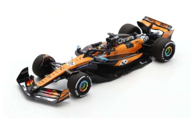 MCLAREN MCL39 N°81 McLaren Formula 1 Team Vainqueur GP Espagne 2025 Oscar Piastri Spark 1/43