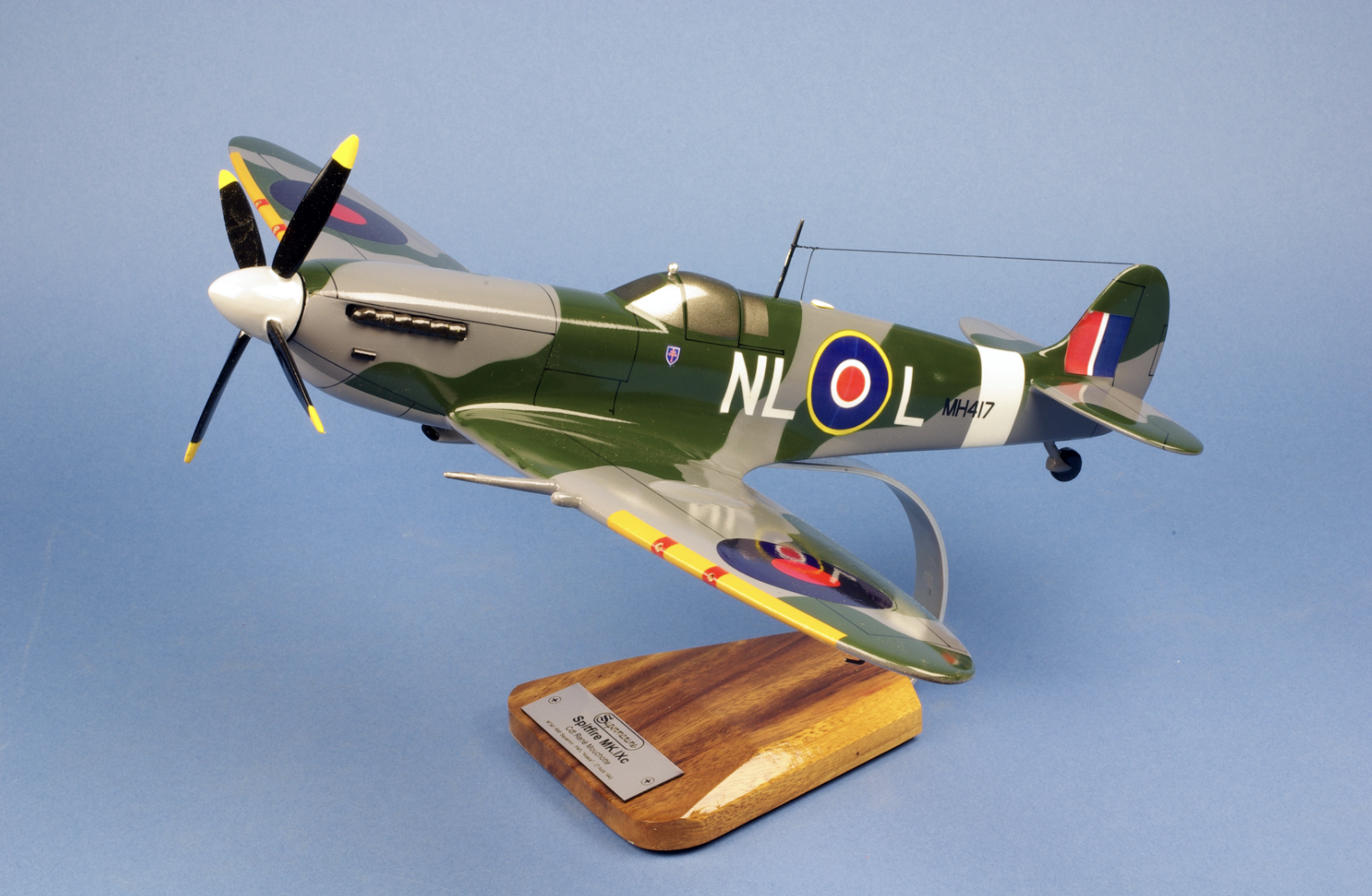 Spitfire MK.IX Sqn341/GCIII/2 Alsace FAFL “René Mouchotte” Pilot's 1/32