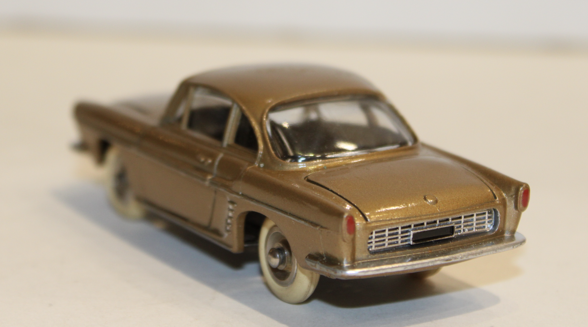 RENAULT FLORIDE DINKY TOYS 1/43