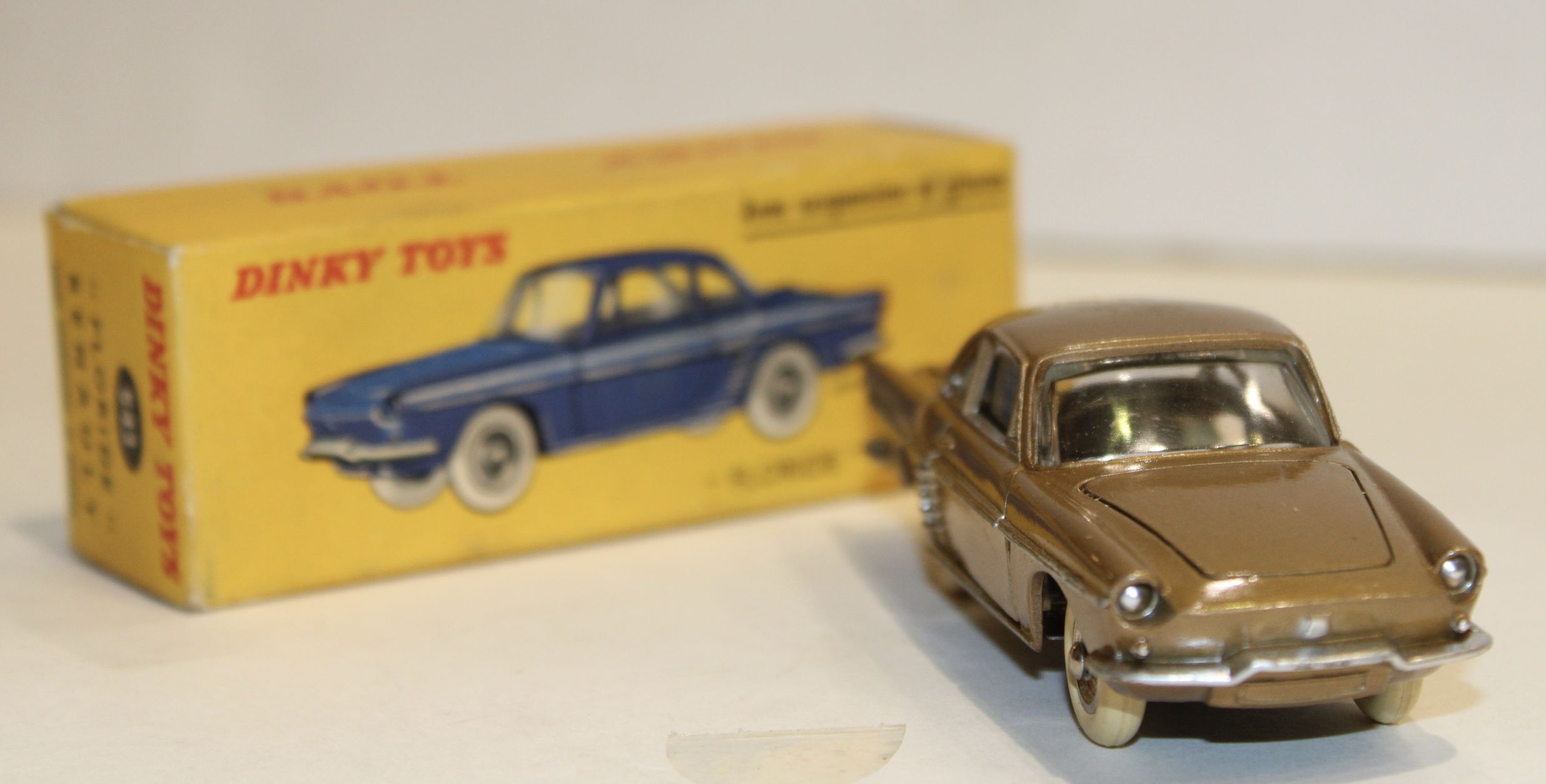 RENAULT FLORIDE DINKY TOYS 1/43