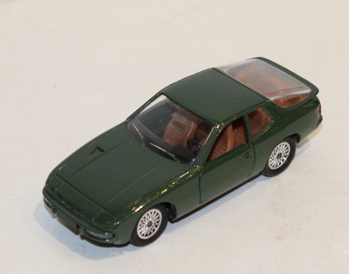 PORSCHE 924 TURBO SOLIDO 1/43