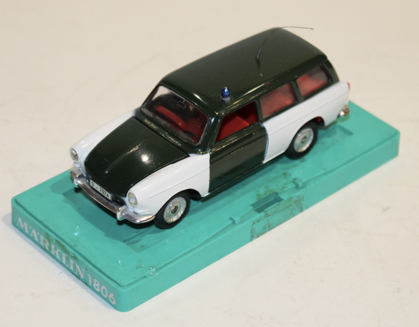 VOLKSWAGEN VARIANT 1600 L MARKLIN 1/43