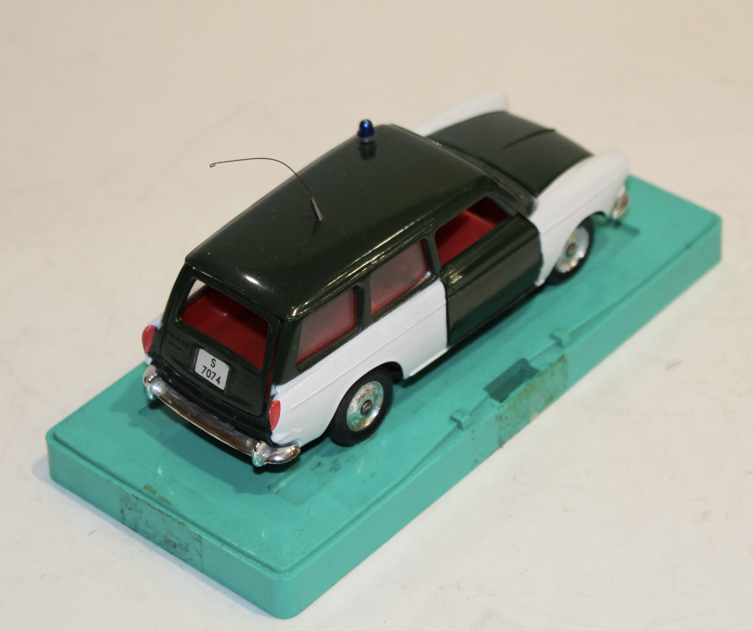 VOLKSWAGEN VARIANT 1600 L MARKLIN 1/43