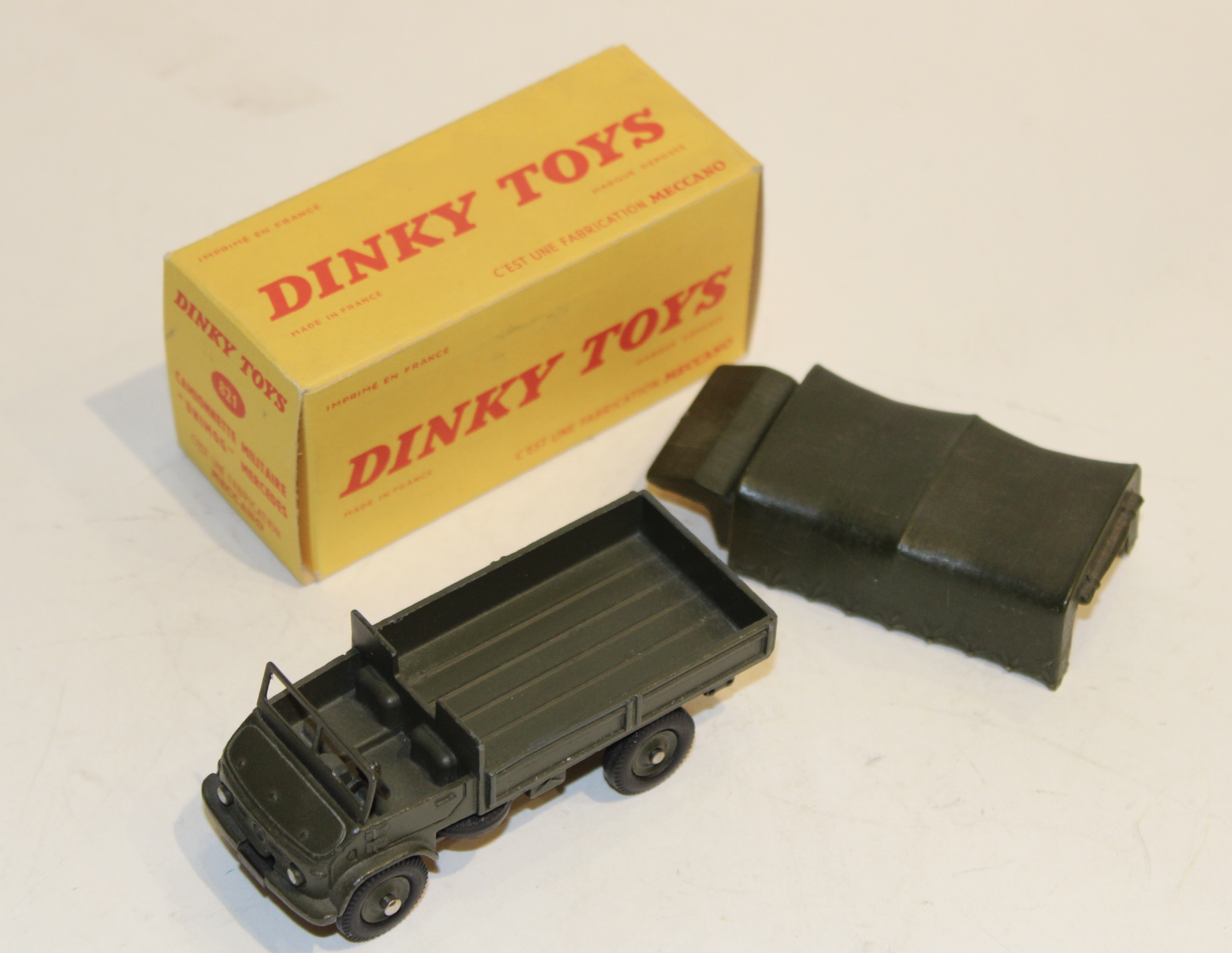 UNIMOG MERCEDES CAMION MILITAIRE DINKY TOYS 1/43