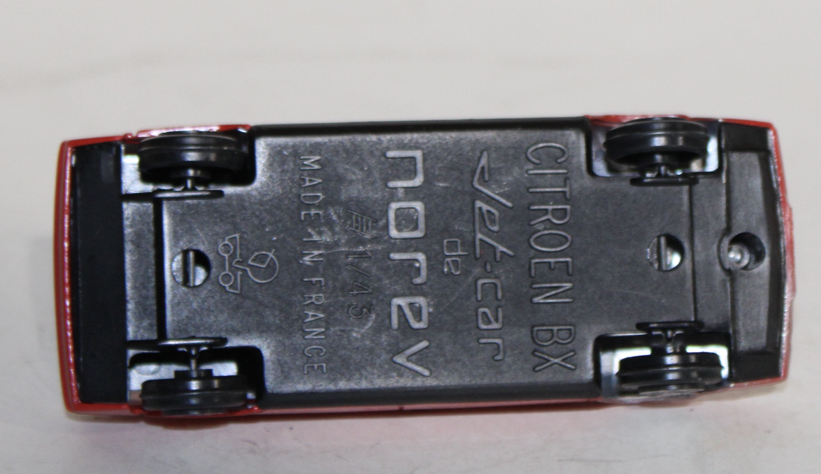 CITROEN BX ROUGE NOREV 1/43