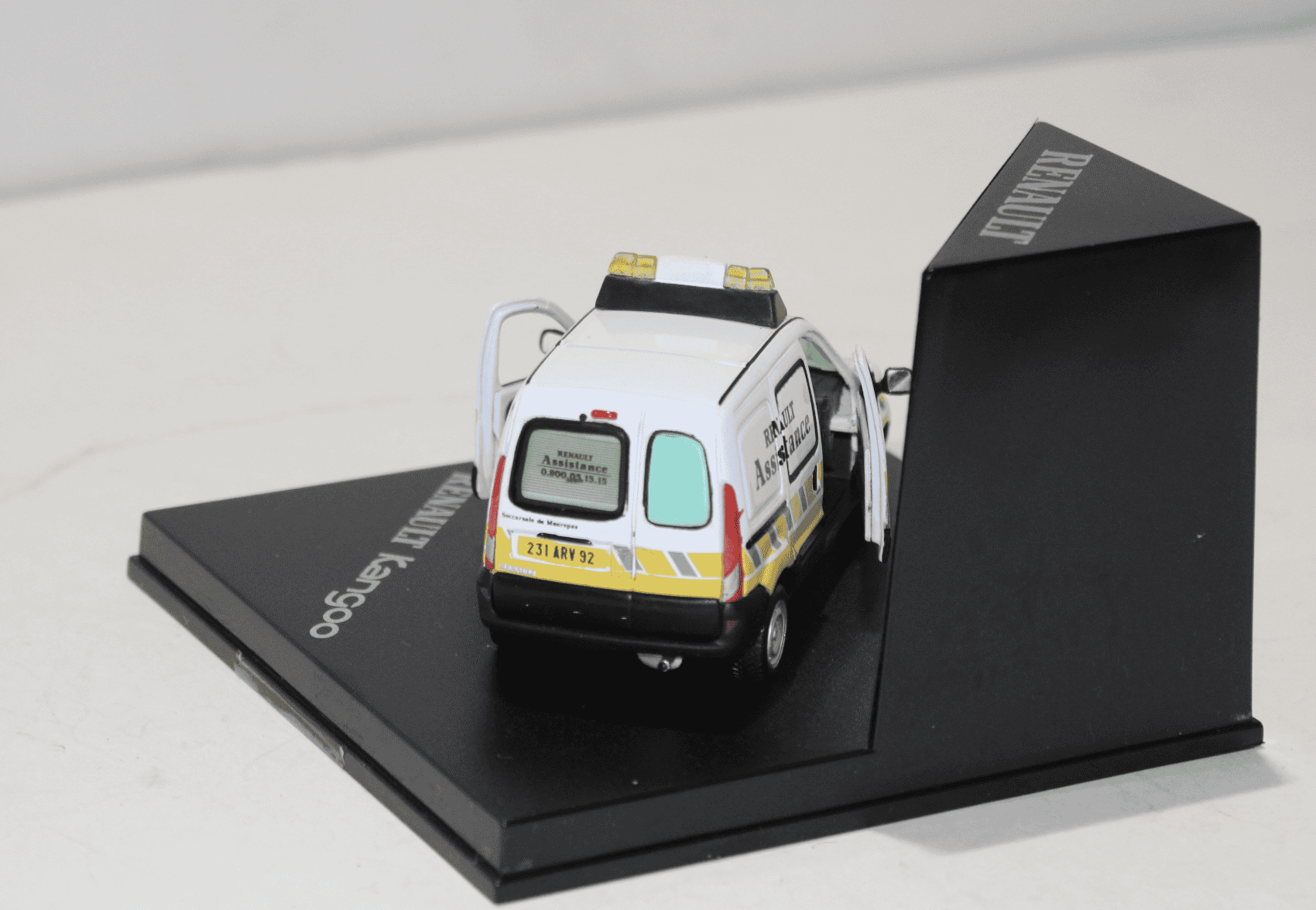 RENAULT KANGOO ASSISTANCE VITESSE 1/43