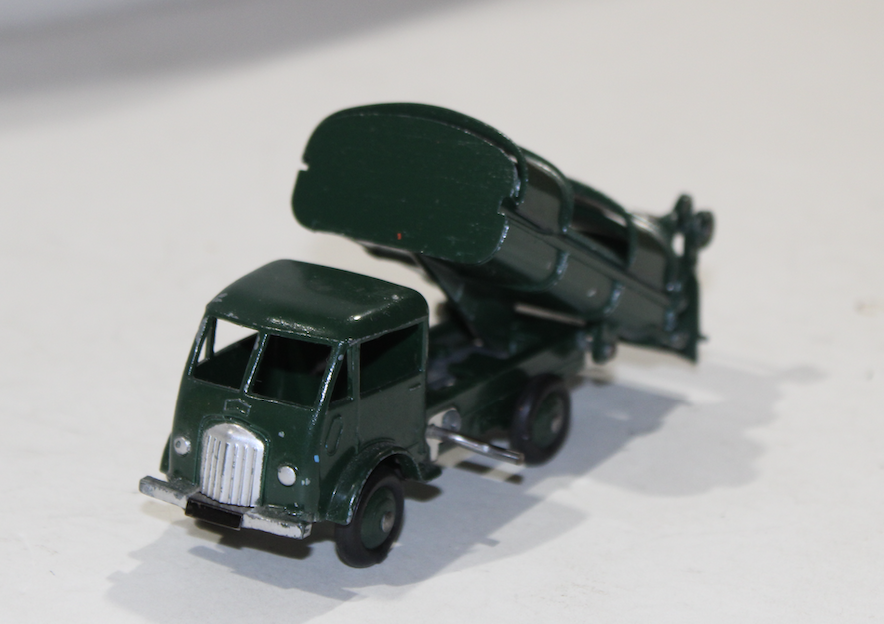FORD BENNE A ORDURES DINKY TOYS 1/43