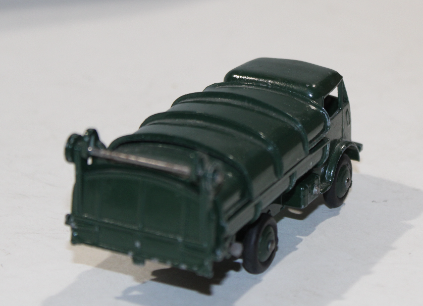 FORD BENNE A ORDURES DINKY TOYS 1/43