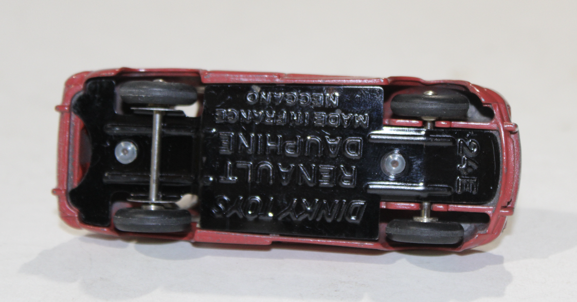 RENAULT DAUPHINE ROUGE 1956 DINKY TOYS 1/43°
