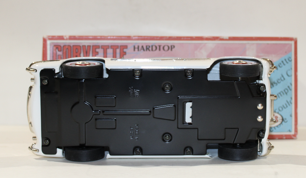 CORVETTE HARDTOP WHITE FIFTIES 1/18