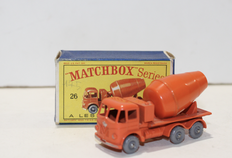 FODEN CEMENT MIXER MATCHBOX 1/64