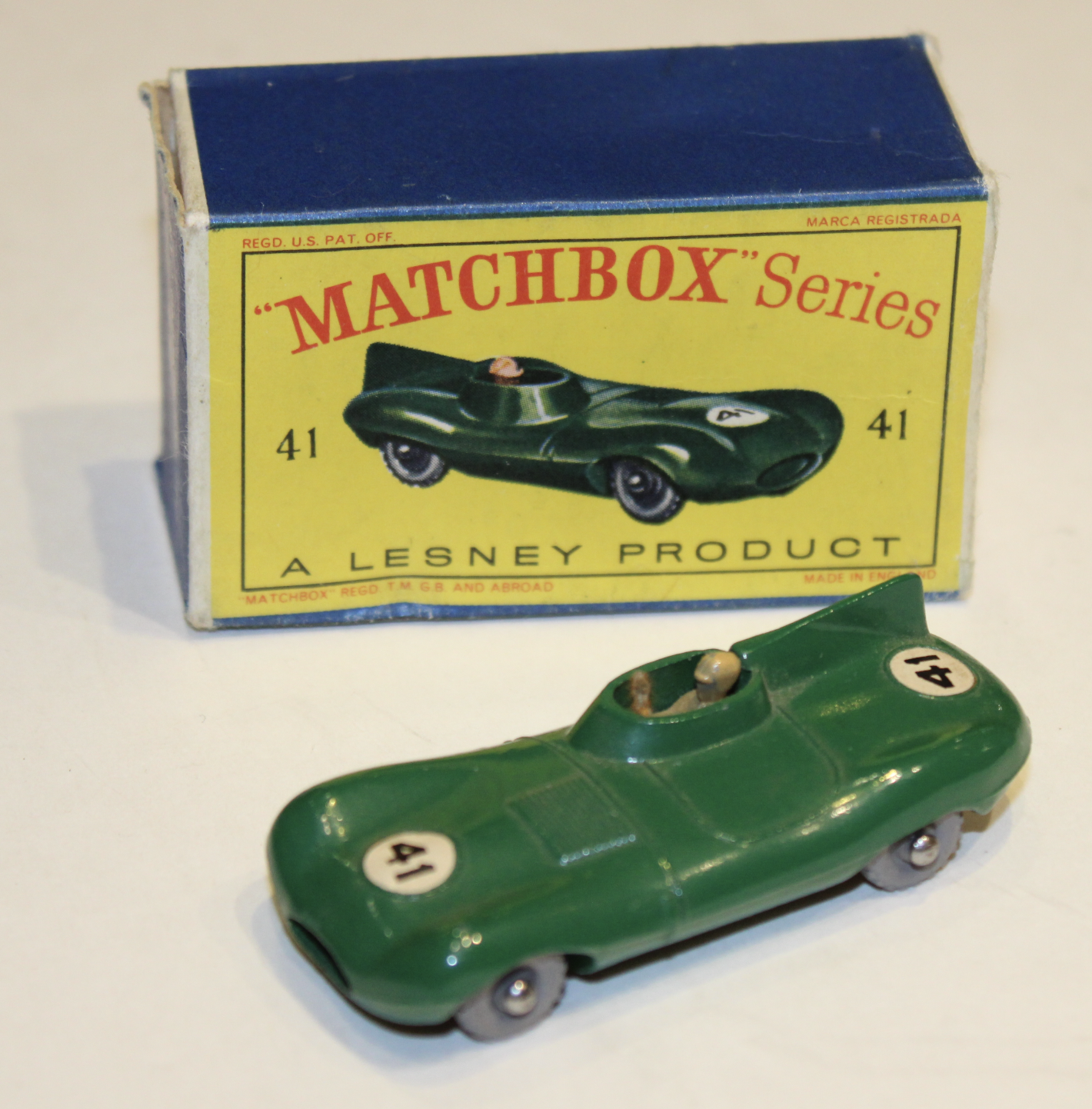 JAGUAR RACING CAR #41 MATCHBOX 1/64