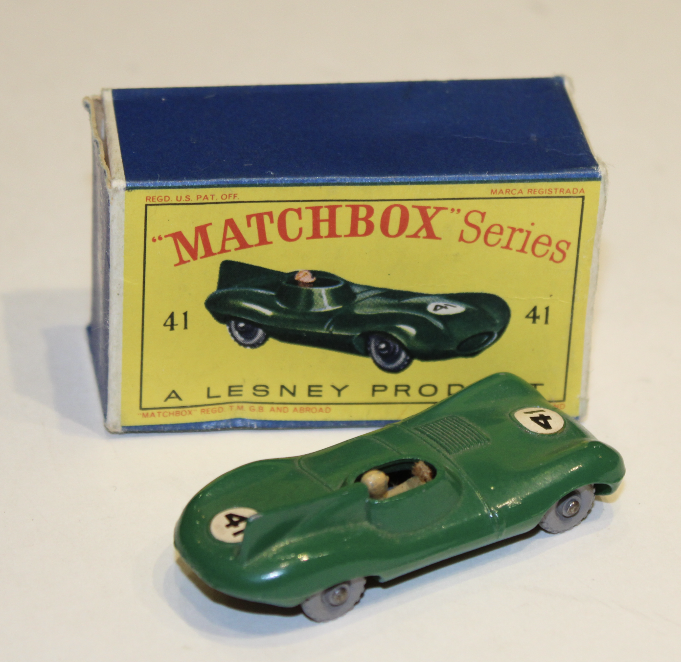 JAGUAR RACING CAR #41 MATCHBOX 1/64