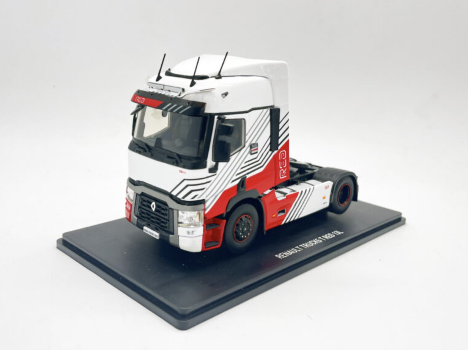 RENAULT TRUCKS T480 RED 13L 1/43 ELIGOR