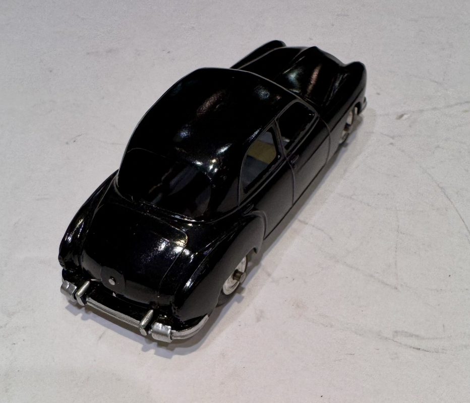 RENAUL LA FREGATE CIJ 1/43°