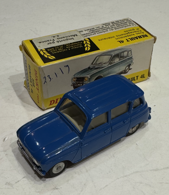 REANULT 4L BLUE  DINKY TOYS 1/43