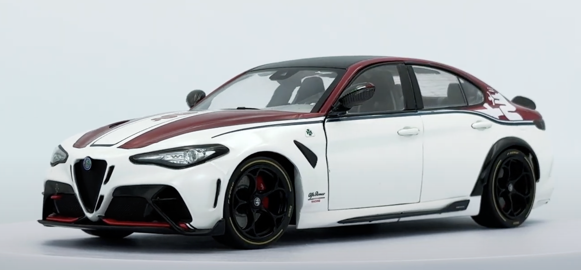 ALFA ROMEO GIULIA GTA-M BIANCO I ROSSO – 2023