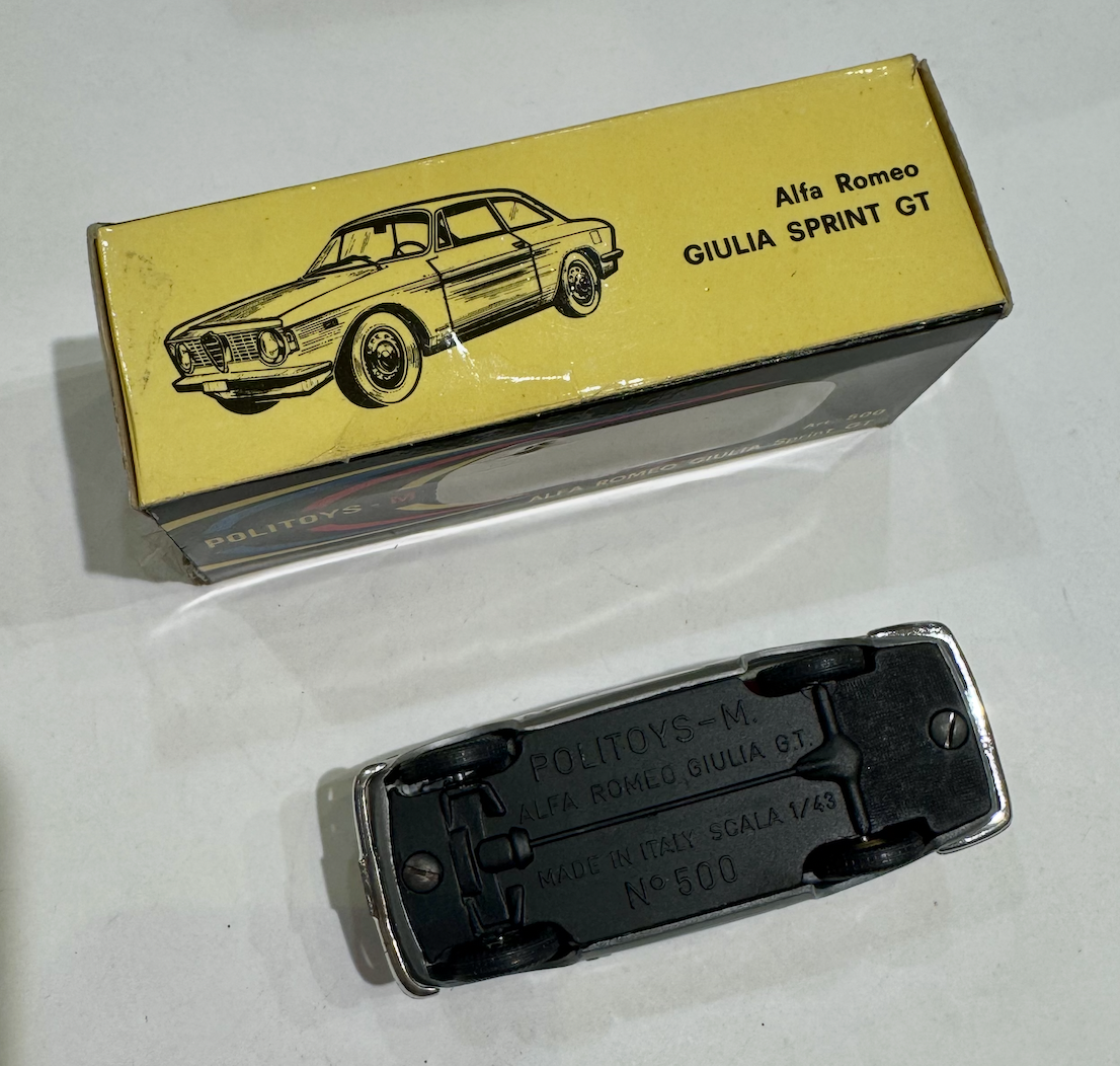 ALFA ROMEO GUILIA SPRINT GT POLITOYS 1/43°