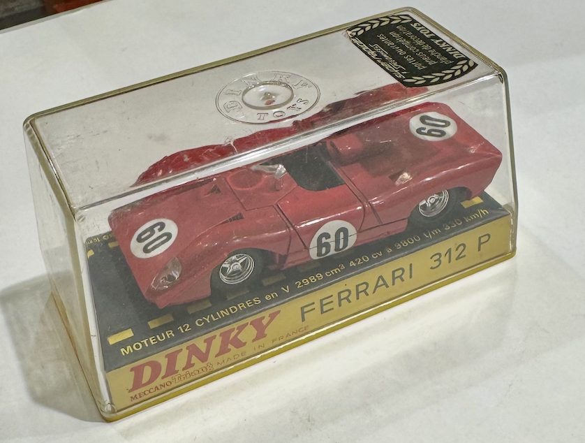 FERRARI 312P DINKY TOYS 1/43