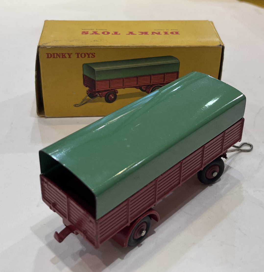 REMOLQUE BACHÈE DINKY TOYS 1/43