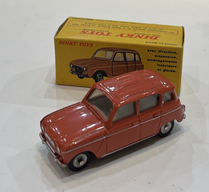 RENAULT 4L DINKY TOYS 1/43