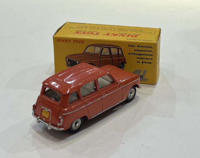 RENAULT 4L DINKY TOYS 1/43