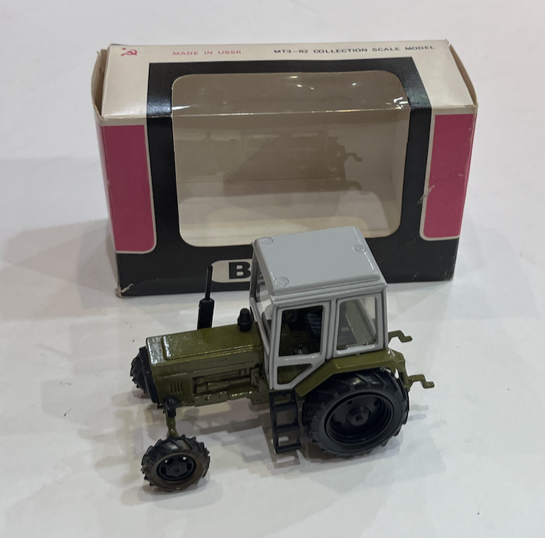 BELARUS VERT TRAKTOP 1/43