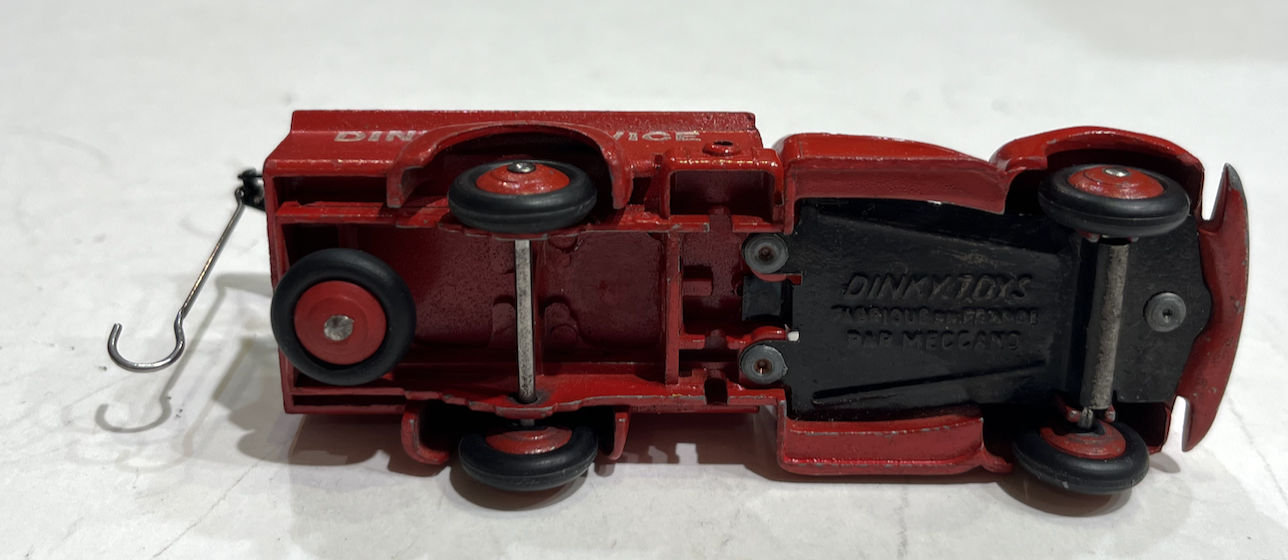 STUDEBAKER DEPANNEUSE DINKY SERVICE 1/43°