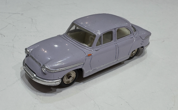 PANHARD PL17 DINKY TOYS 1/43