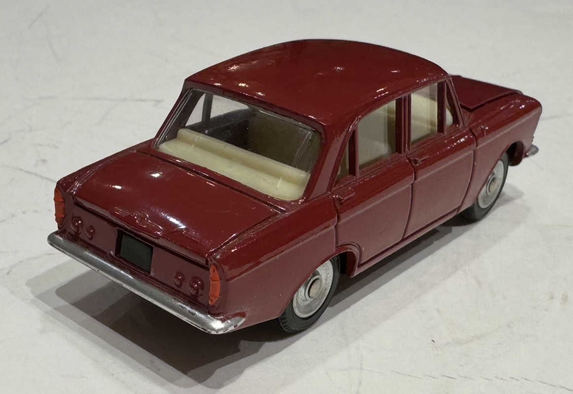 MOSKVITCH 408 DINKY TOYS 1/43